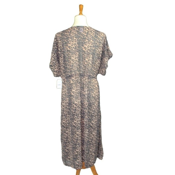 Time and True Leopard Animal Print Kimono Women Size L-XL NWT Beach Cover Up - Picture 3 of 6